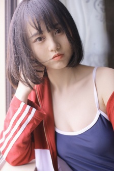 沉沦同学胯下的美妇